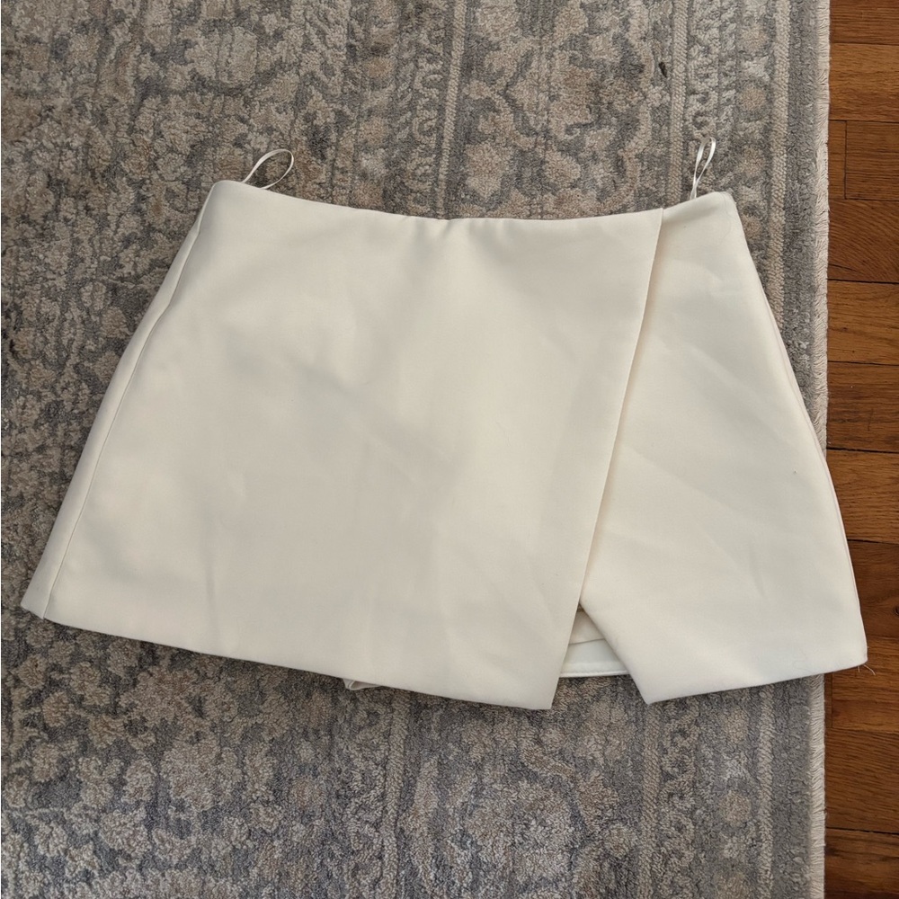 Zara Off-White Wrap Skort